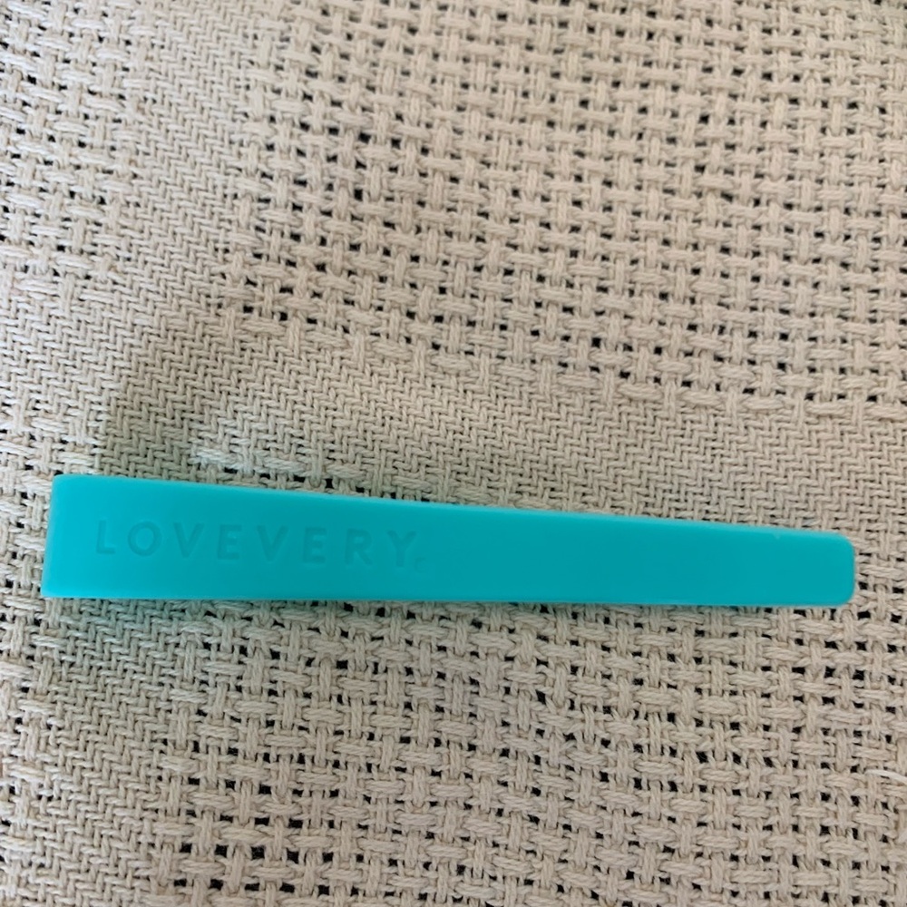 Lovevery Transfer Tweezers & Felt Stars (Companion Play Kit) - Picture 4 of 4